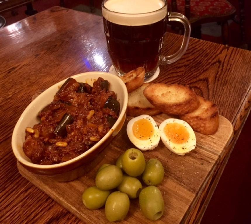The Red Lion Inn Holmfirth Ngoại thất bức ảnh