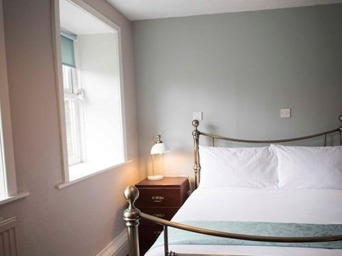 The Red Lion Inn Holmfirth Ngoại thất bức ảnh